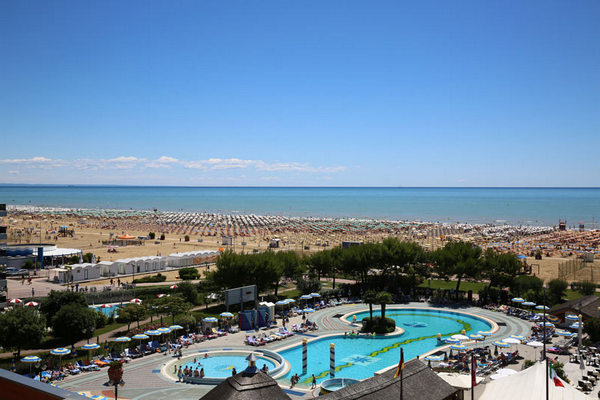 bibione-spiaggia-atututtoxturismo1